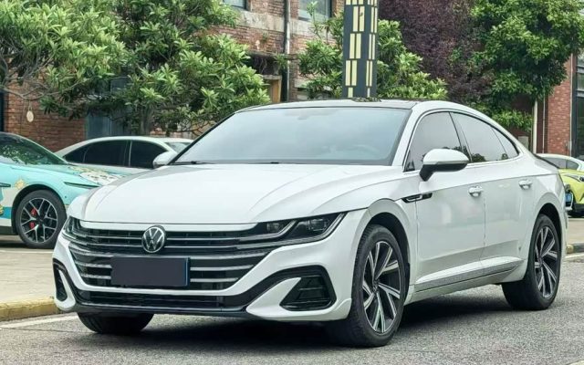 FAW-Volkswagen CC 2025 330TSI Bright 2WD