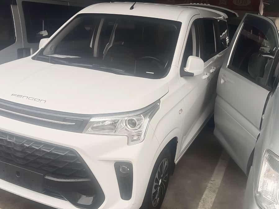 Fengguang 380 2022 1.5L Comfort 7-seater