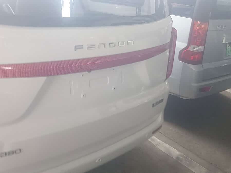 Fengguang 380 2022 1.5L Comfort 7-seater - zdjęcie 15