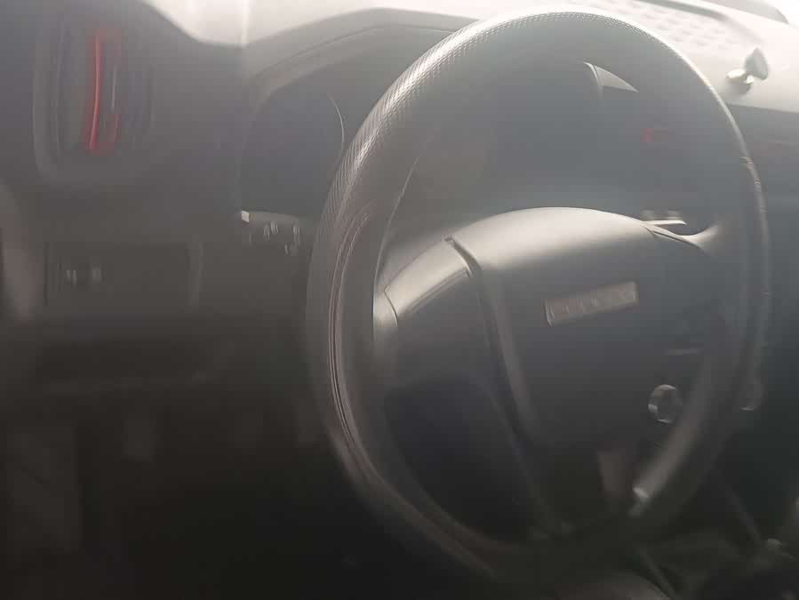 Fengguang 380 2022 1.5L Comfort 7-seater - zdjęcie 7