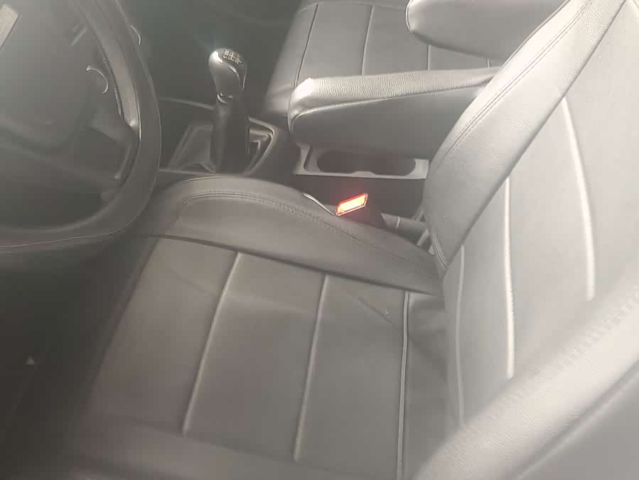 Fengguang 380 2022 1.5L Comfort 7-seater - zdjęcie 10