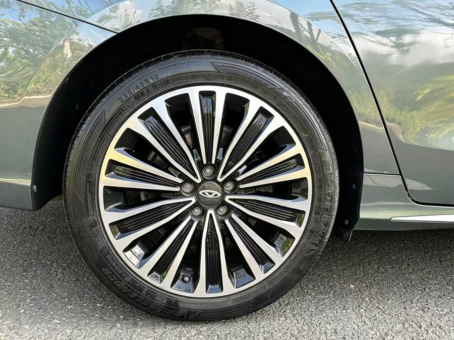 Fengyun A8L 2025 1.5TGDI 145km Luxury - zdjęcie 12