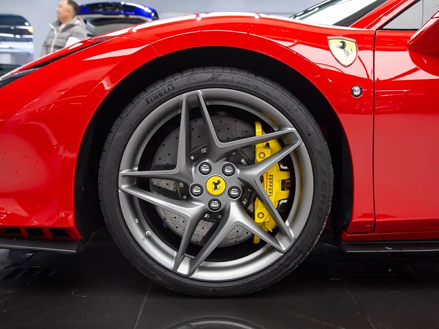 Ferrari F8 Tributo 3.9T V8 2019 - zdjęcie 12