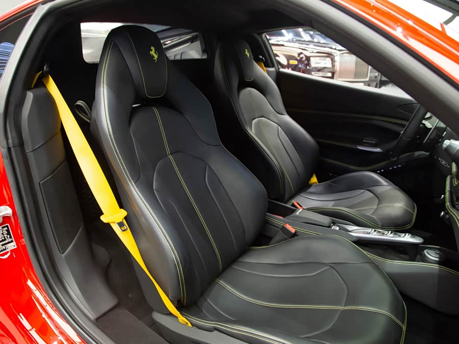 Ferrari F8 Tributo 3.9T V8 2019 - zdjęcie 6