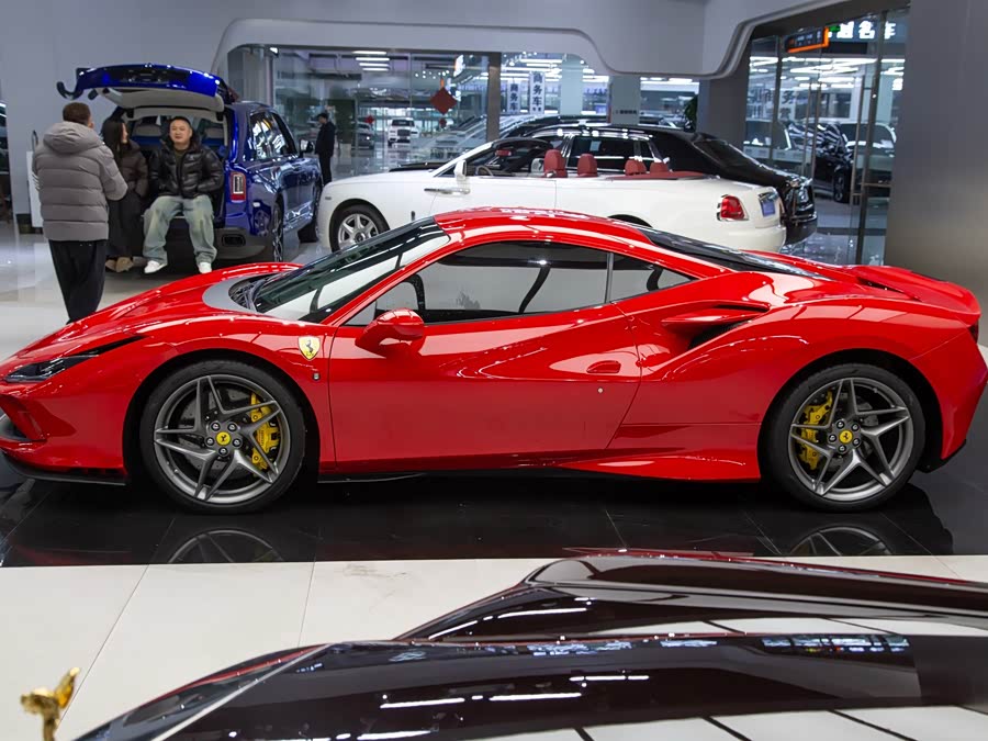 Ferrari F8 Tributo 3.9T V8 2019 - zdjęcie 9
