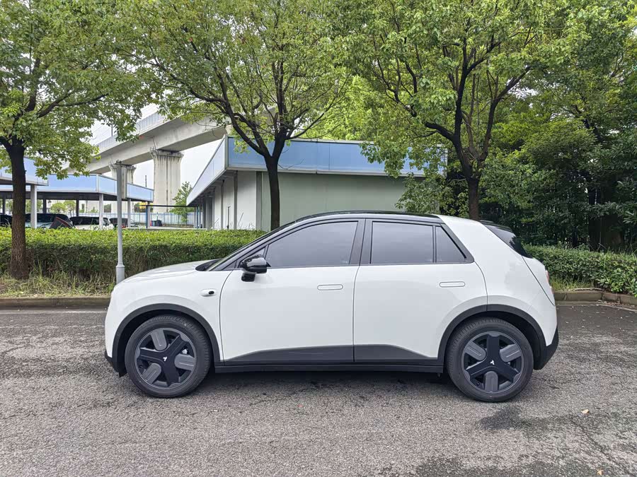 Firefly 2026 2WD - zdjęcie 4