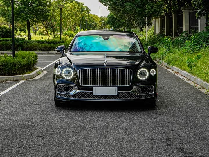 Flying Spur 2023 4.0T V8 Luxury - zdjęcie 18