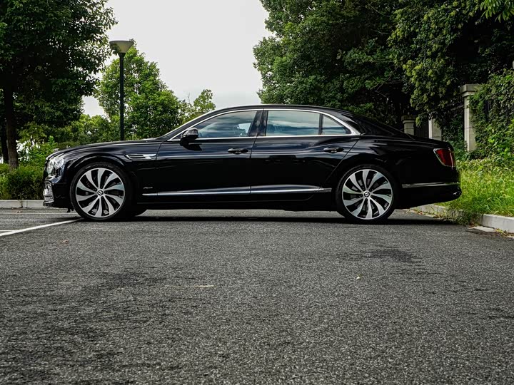 Flying Spur 2023 4.0T V8 Luxury - zdjęcie 19