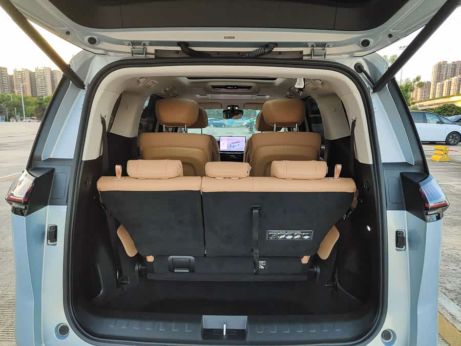 GAC E8 PHEV 2024 150km Longteng Guanghui+ - zdjęcie 15