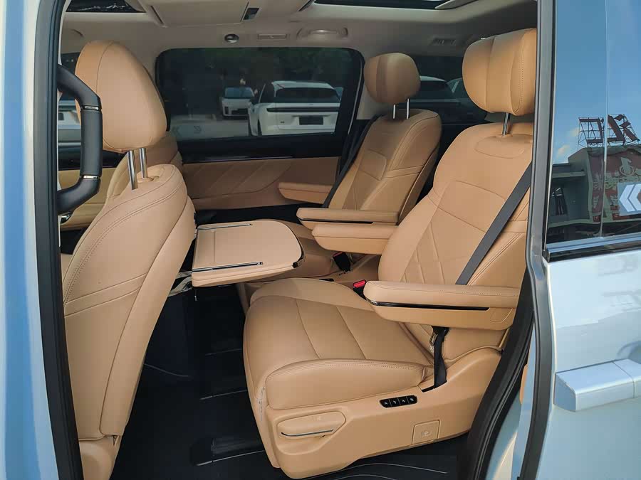 GAC E8 PHEV 2024 150km Longteng Guanghui+ - zdjęcie 10