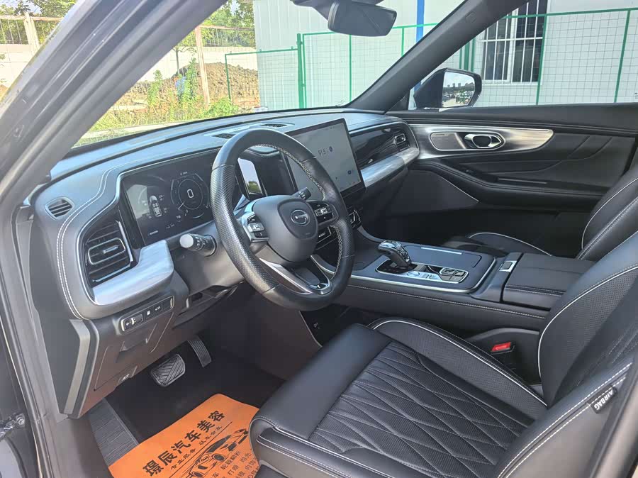 GAC GS8 2024 Pilot Series 2.0T 4WD Luxury Intelligent Connectivity 7-Seater - zdjęcie 11