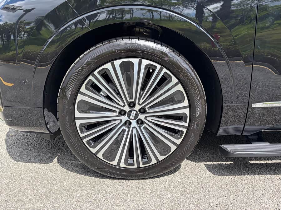 Galaxy M9 2025 210km Four-Wheel Drive Navigation Edition - zdjęcie 4