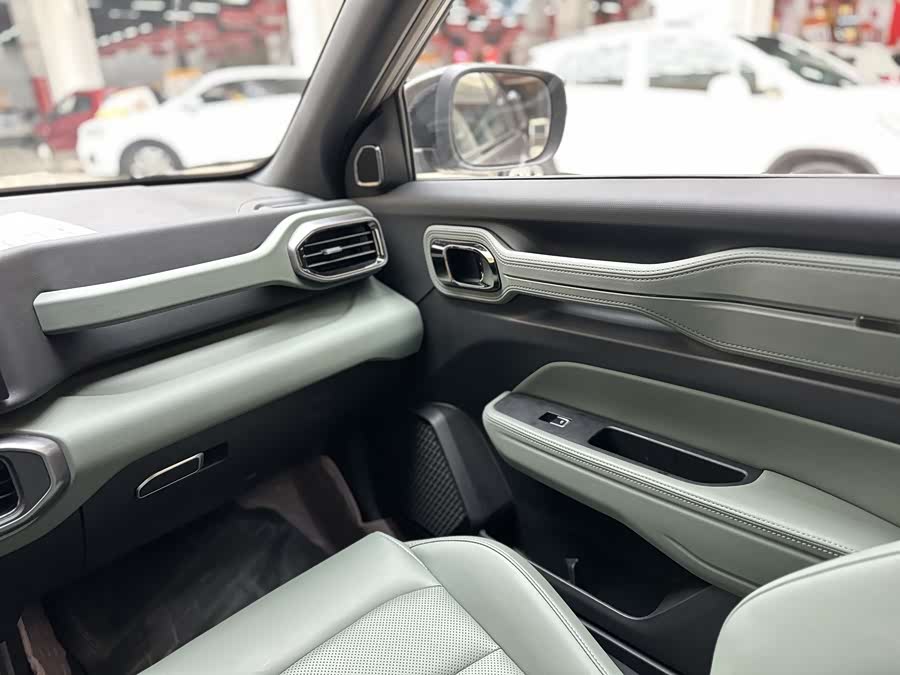 Geely Cowboy 2025 1.5TD Trendy - zdjęcie 12