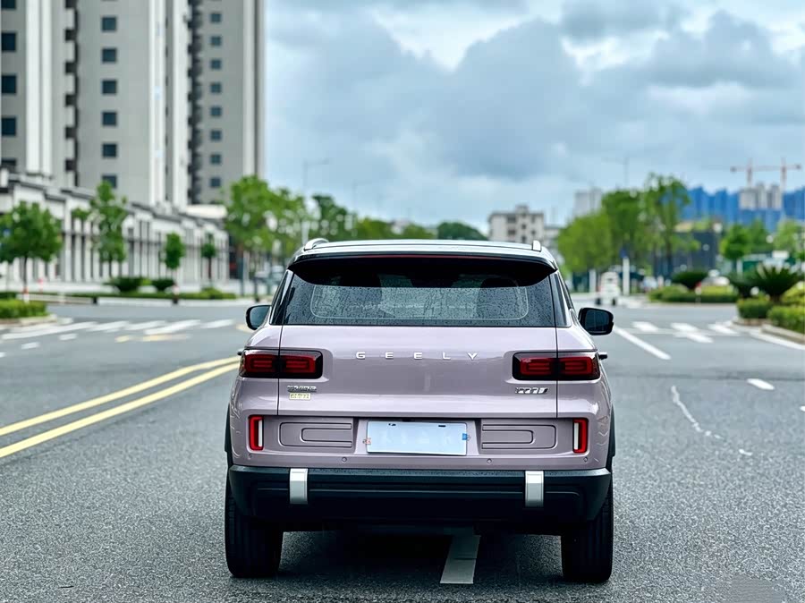 Geely ICON 2025 Linglong 1.5TD Jinxi Edition - zdjęcie 4