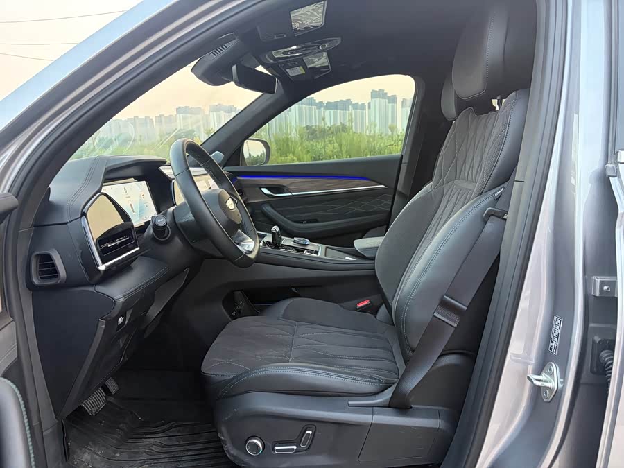 Geely Xingyue L 2.0TD Auto Cloud Edition - zdjęcie 4