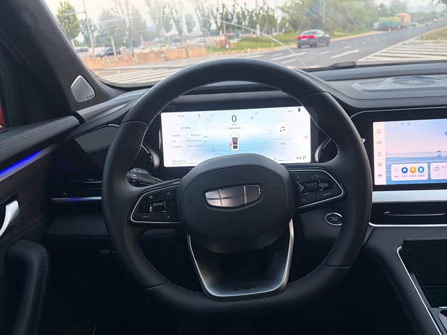 Geely Xingyue L 2.0TD Auto Cloud Edition - zdjęcie 7