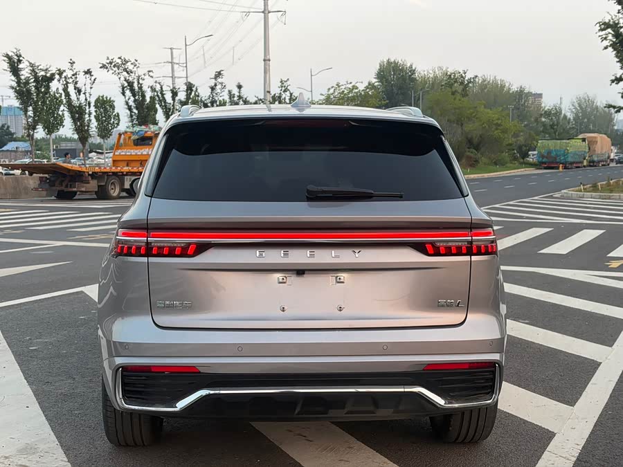 Geely Xingyue L 2.0TD Auto Cloud Edition - zdjęcie 9