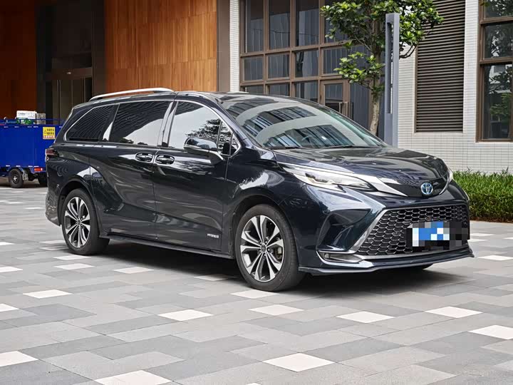 Grevia 2022 2.5L Hybrid Premium - zdjęcie 16