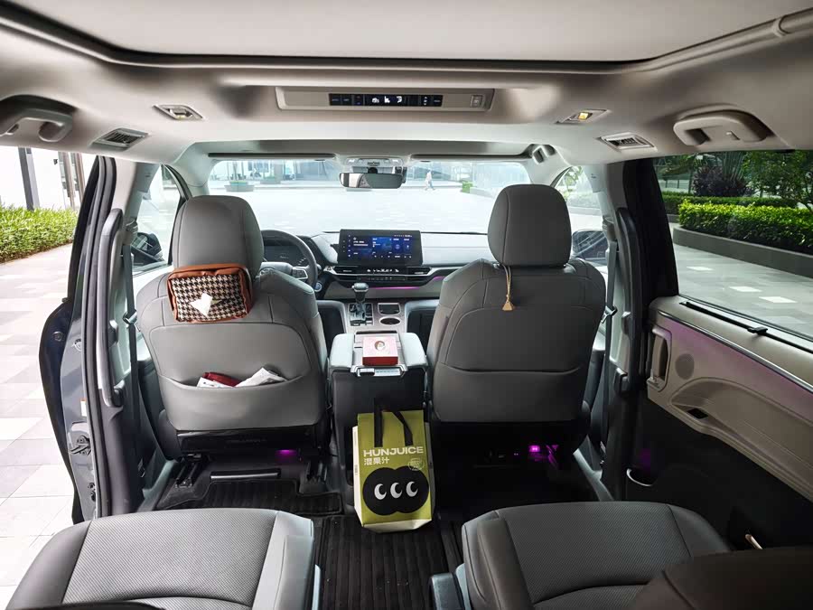 Grevia 2022 2.5L Hybrid Premium - zdjęcie 8