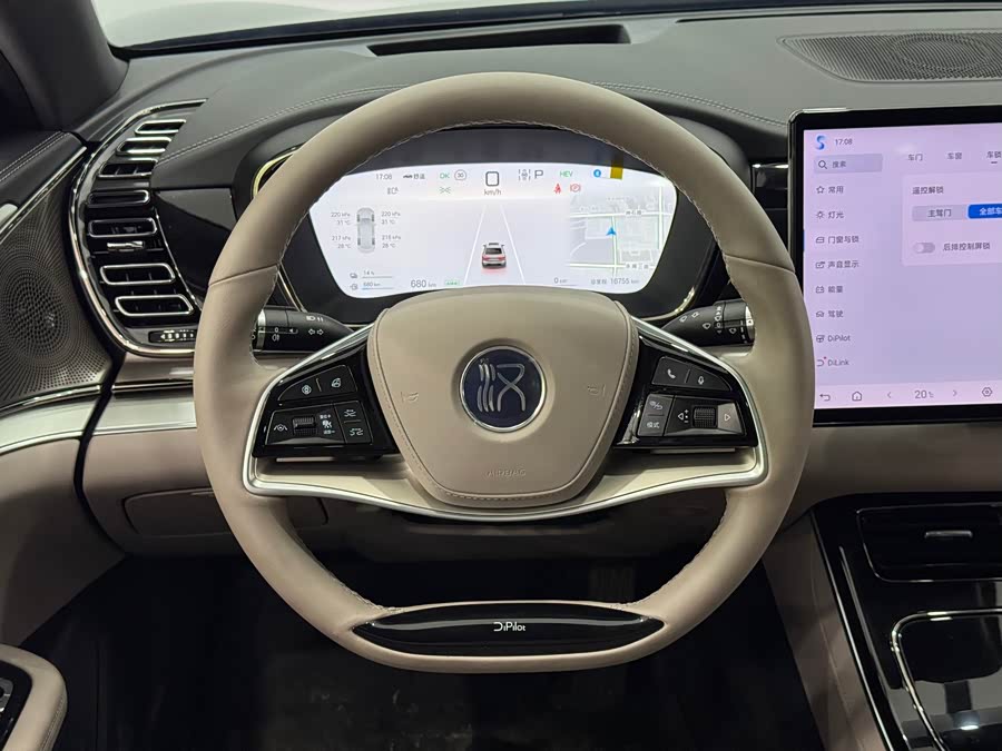 Han 2025 DM-i 125KM Luxury - zdjęcie 19