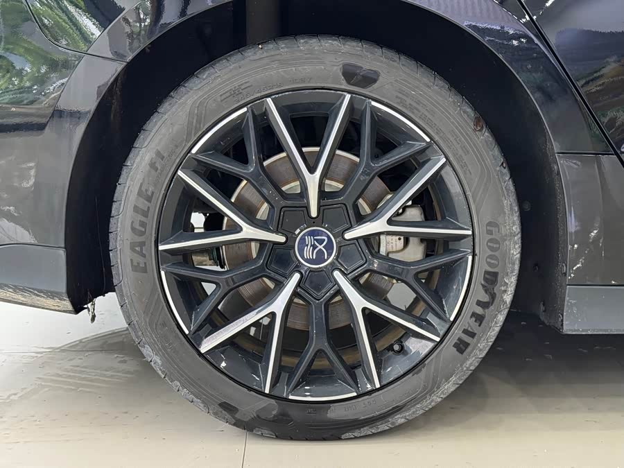 Han 2025 DM-i 125KM Luxury - zdjęcie 10