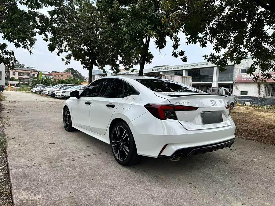 Hatchback 240Turbo CVT Phantom Night Luxury - zdjęcie 5