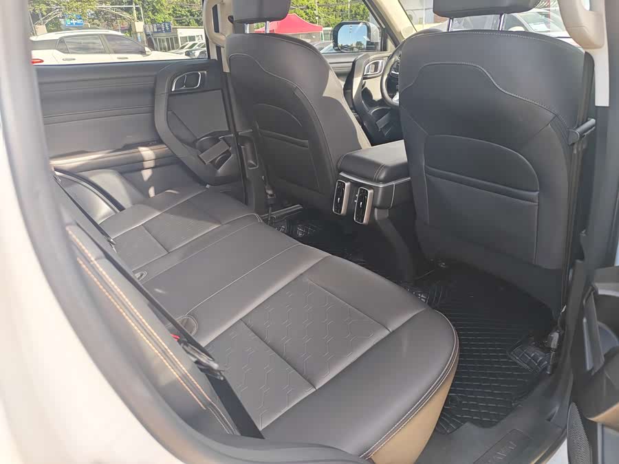Haval Big Dog 2022 1.5T DCT Two-Wheel Drive Labrador Edition - zdjęcie 11