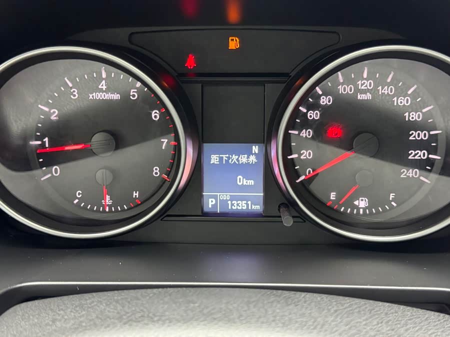 Haval M6 2021 PLUS 1.5T DCT Luxury Intelligent - zdjęcie 11