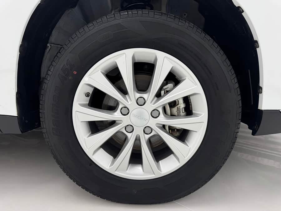 Haval M6 2021 PLUS 1.5T DCT Luxury Intelligent - zdjęcie 16