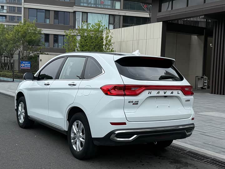 Haval M6 2023 PLUS 1.5T DCT Elite Intelligent - zdjęcie 20