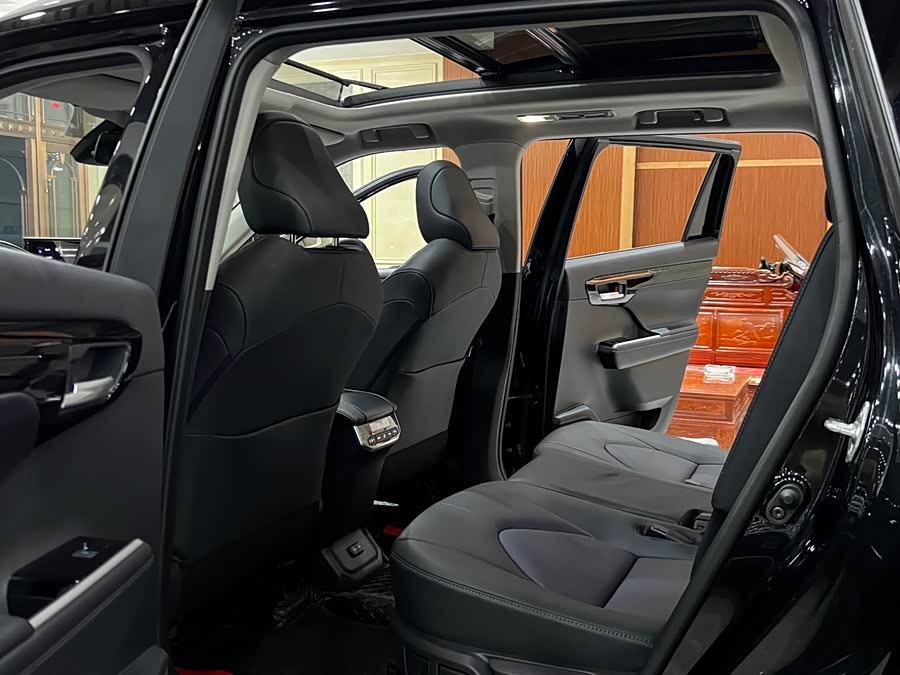 Highlander 2024 380T 4WD Premium 7-Seater - zdjęcie 12