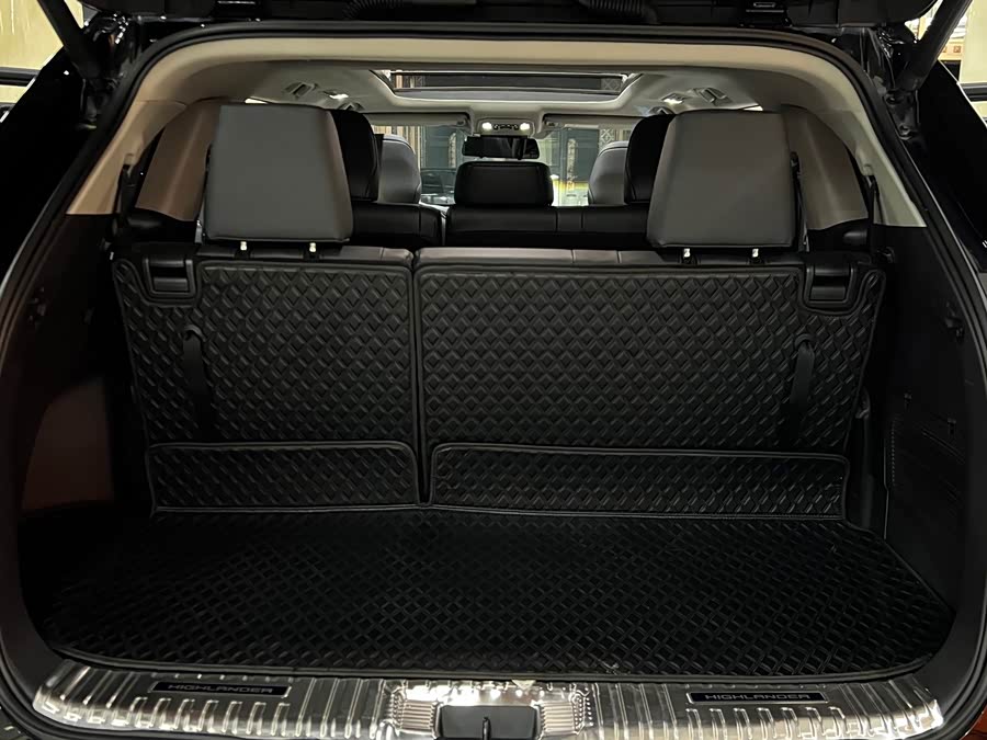 Highlander 2024 380T 4WD Premium 7-Seater - zdjęcie 13