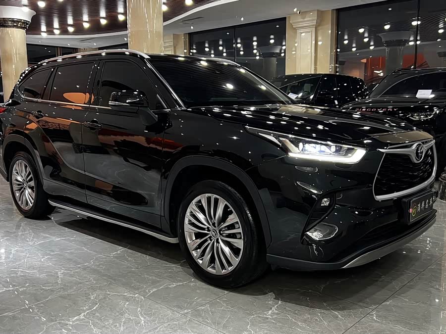 Highlander 2024 380T 4WD Premium 7-Seater - zdjęcie 3