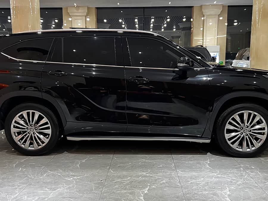 Highlander 2024 380T 4WD Premium 7-Seater - zdjęcie 7