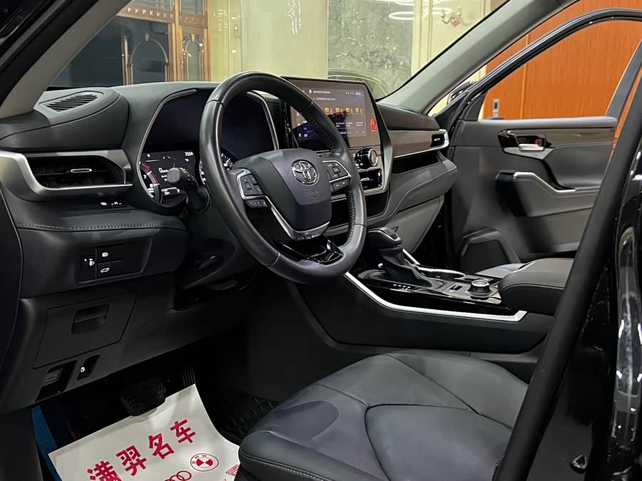 Highlander 2024 380T 4WD Premium 7-Seater - zdjęcie 10