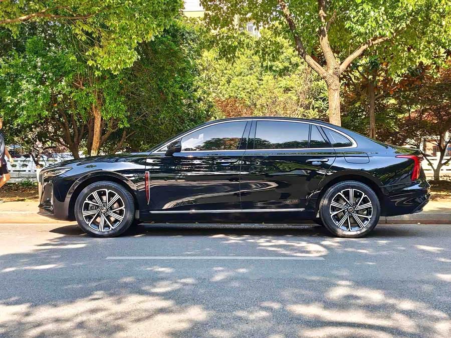 Hongqi H5 2023 1.5T DCT Intelligent Connected Flag Joy Version - zdjęcie 4