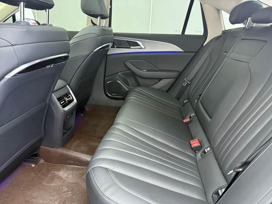 Hongqi H5 2024 2.0T Auto Intelligent Connectivity Flagship - zdjęcie 11