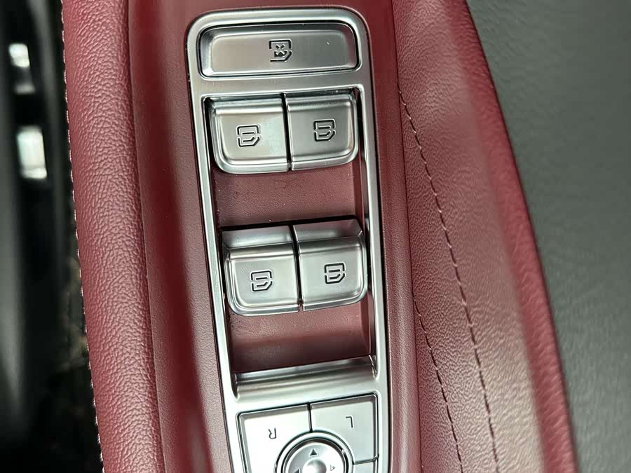 Hongqi H5 2025 2.0T Auto Qichang - zdjęcie 13
