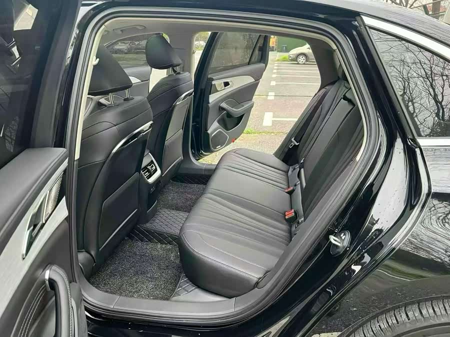 Hongqi H5 2025 2.0T Auto Qichang - zdjęcie 5