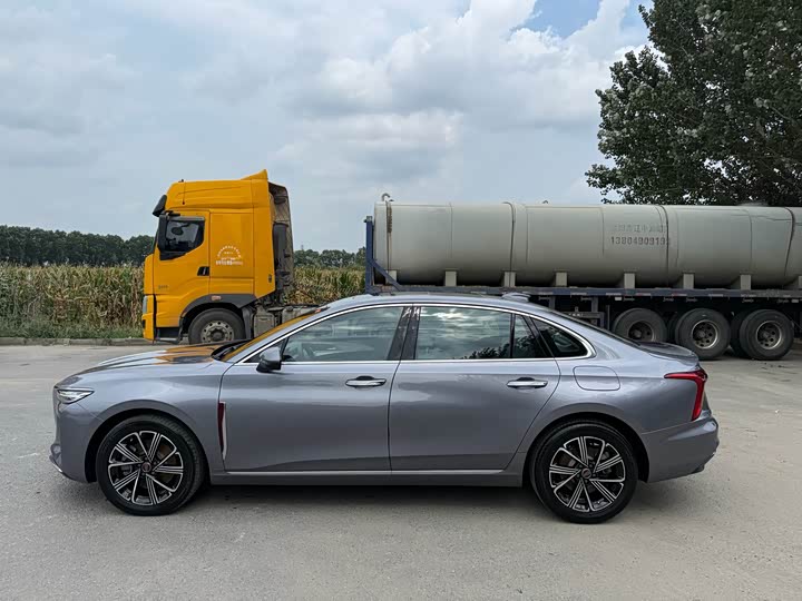 Hongqi H5 PHEV 2025 170 Super Hybrid Edition - zdjęcie 18