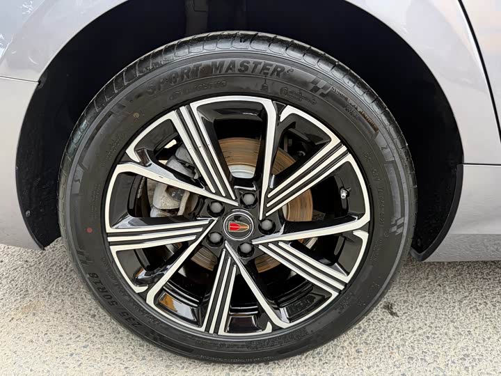 Hongqi H5 PHEV 2025 170 Super Hybrid Edition - zdjęcie 19