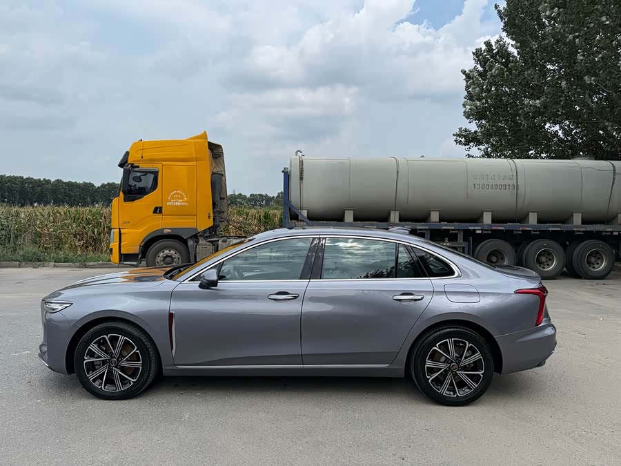 Hongqi H5 PHEV 2025 170 Super Hybrid Edition - zdjęcie 3