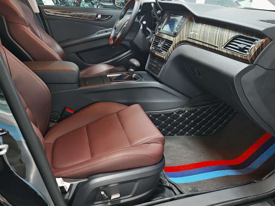 Hongqi H7 2021 1.8T Comfort - zdjęcie 11