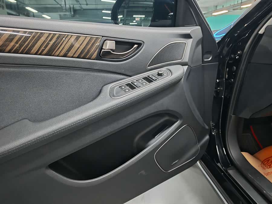 Hongqi H7 2021 1.8T Comfort - zdjęcie 4