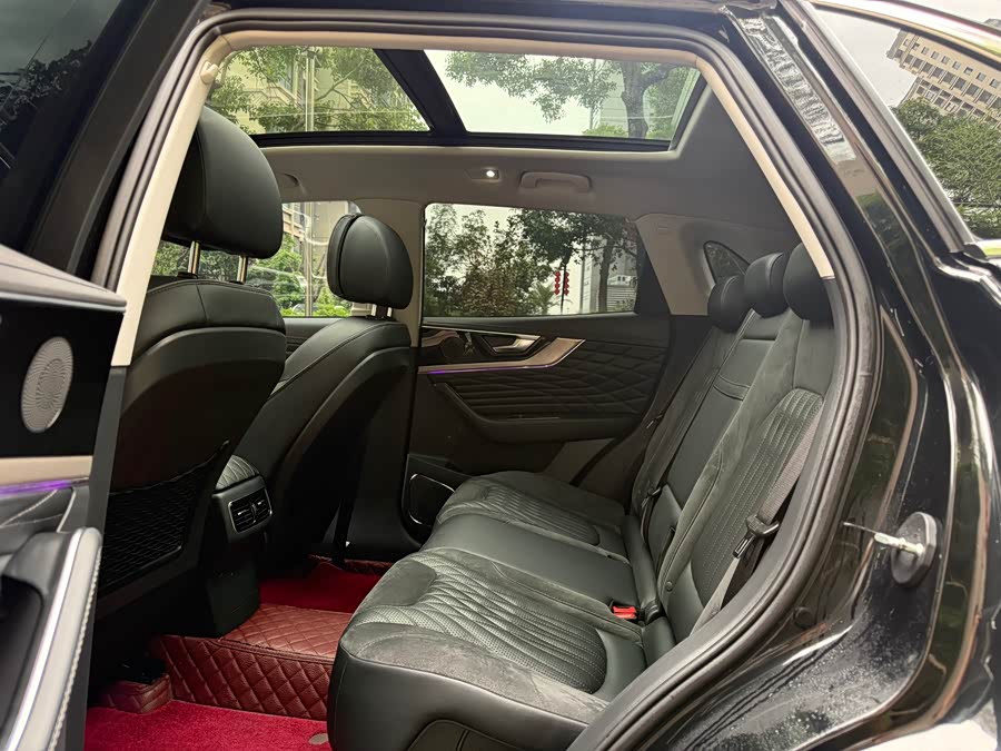 Hongqi HS5 2022 Facelift 2.0T Intelligent Flag Enjoy 4WD - zdjęcie 11