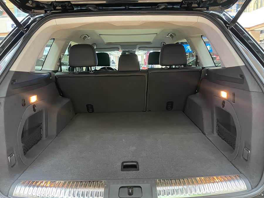 Hongqi HS7 2022 3.0T Auto 4WD Intelligent Flag Enjoy Version 5-Seater - zdjęcie 9
