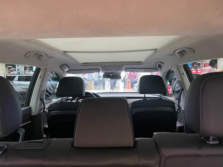 Hongqi HS7 2022 3.0T Auto 4WD Intelligent Flag Enjoy Version 5-Seater - zdjęcie 10
