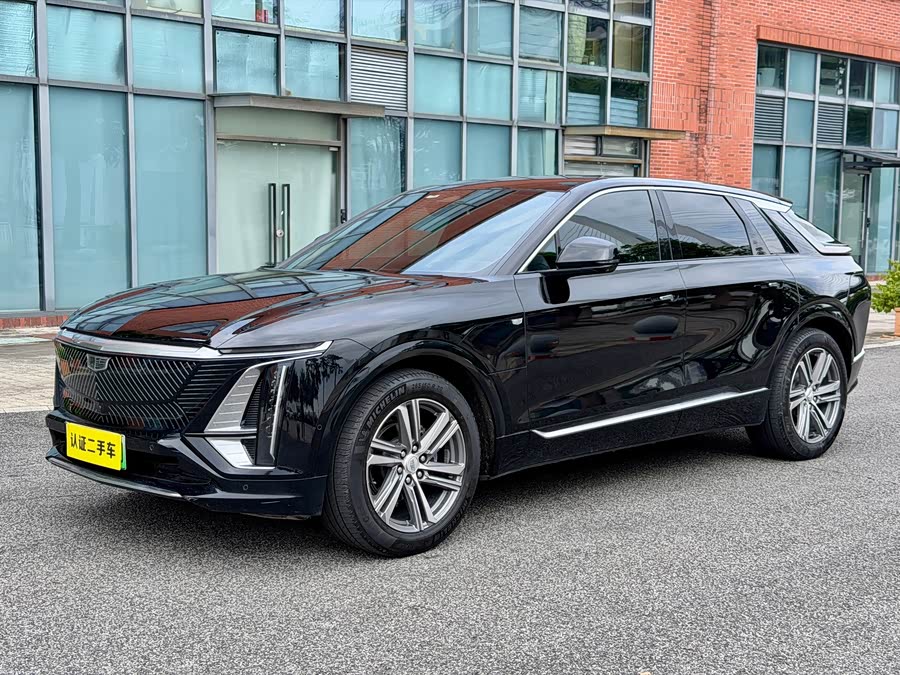 IQ Rui Ge 2024 Rear Drive Standard Range Luxury - zdjęcie 1