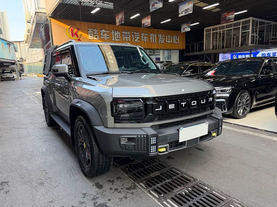 Jietu Traveler 2023 2.0T Four-Wheel Drive Crossing PRO - zdjęcie 3