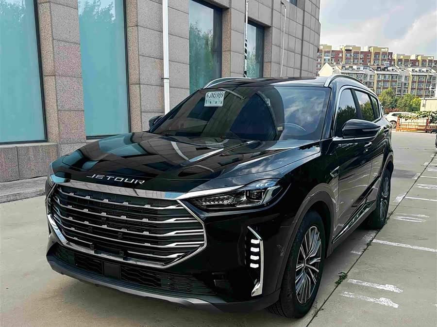 Jietu X70 PLUS 2023 1.5T CVT Self-Strength MAX 5-seater - zdjęcie 1